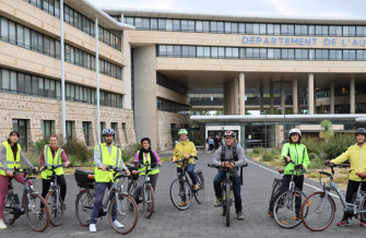Sortie vélo entre collègues, une des actions de la collectivité audoise à l'attention des agents.