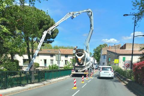 Chantier du pont de Villalier dans l'Aude