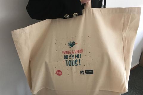 TOTE BAG AUDE A VENIR