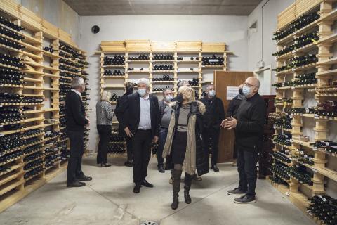 Visite d'Hélène Sandragné au domaine de Cazes