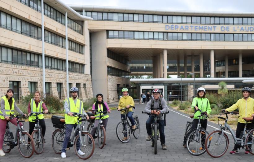 Des agents à vélo dans l'Aude.