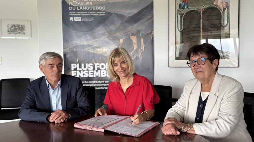 Bernard Le Floc'h, directeur général des services, Hélène Sandragné, présidente du Département de l'Aude, et Eliane Brunel, conseillère départementale déléguée au dialogue social.