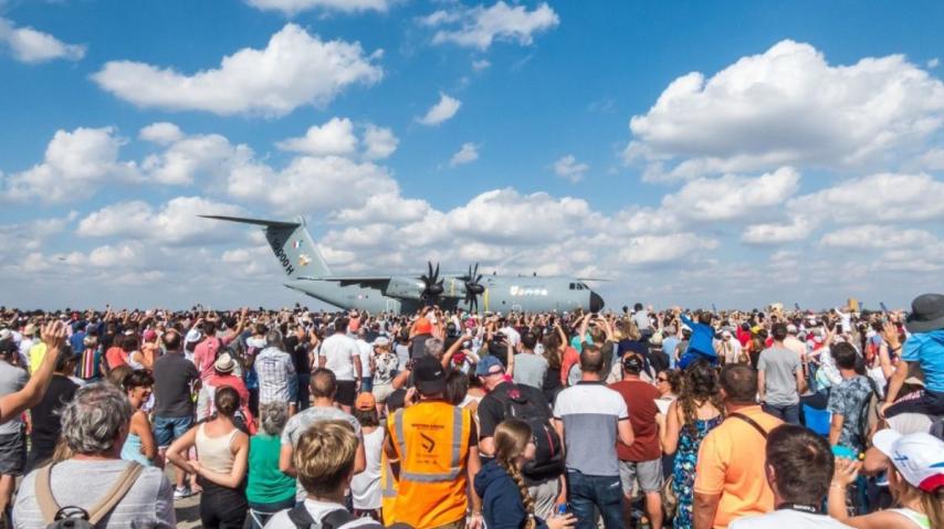 meeting aérien des étoiles et des ailes